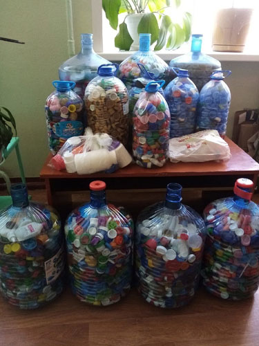 Два года нашим радужным крышечкам! Два года нашим радужным крышечкам!