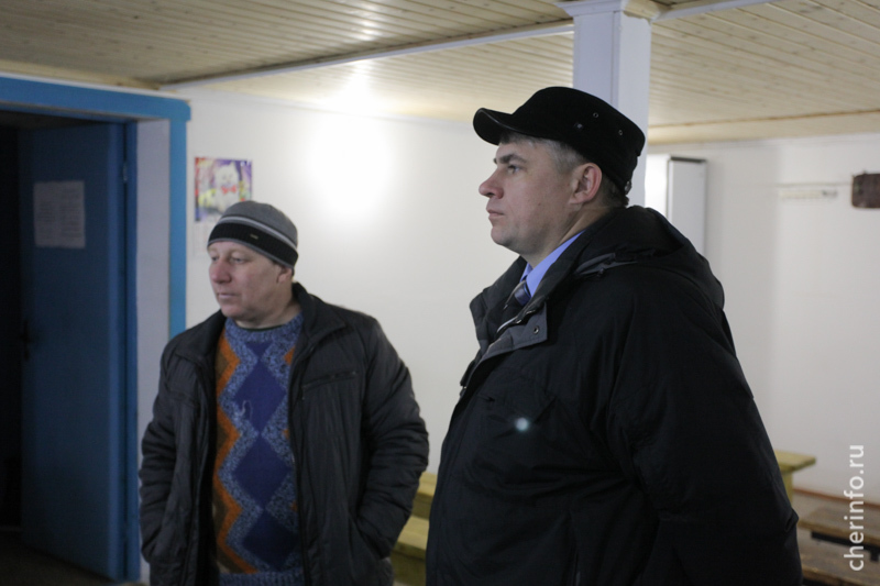 В Череповце гаражный кооператив установил видеокамеры для борьбы с "мусорными подставами" В Череповце гаражный кооператив установил видеокамеры для борьбы с "мусорными подставами"