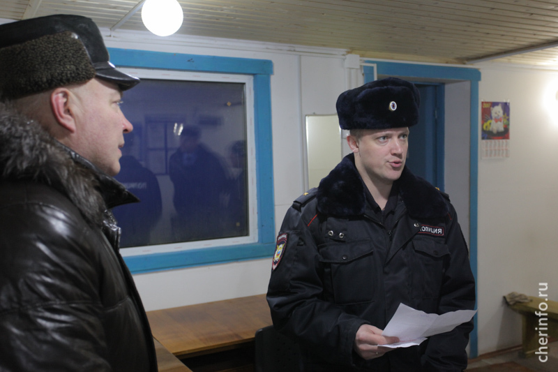 В Череповце гаражный кооператив установил видеокамеры для борьбы с "мусорными подставами" В Череповце гаражный кооператив установил видеокамеры для борьбы с "мусорными подставами"