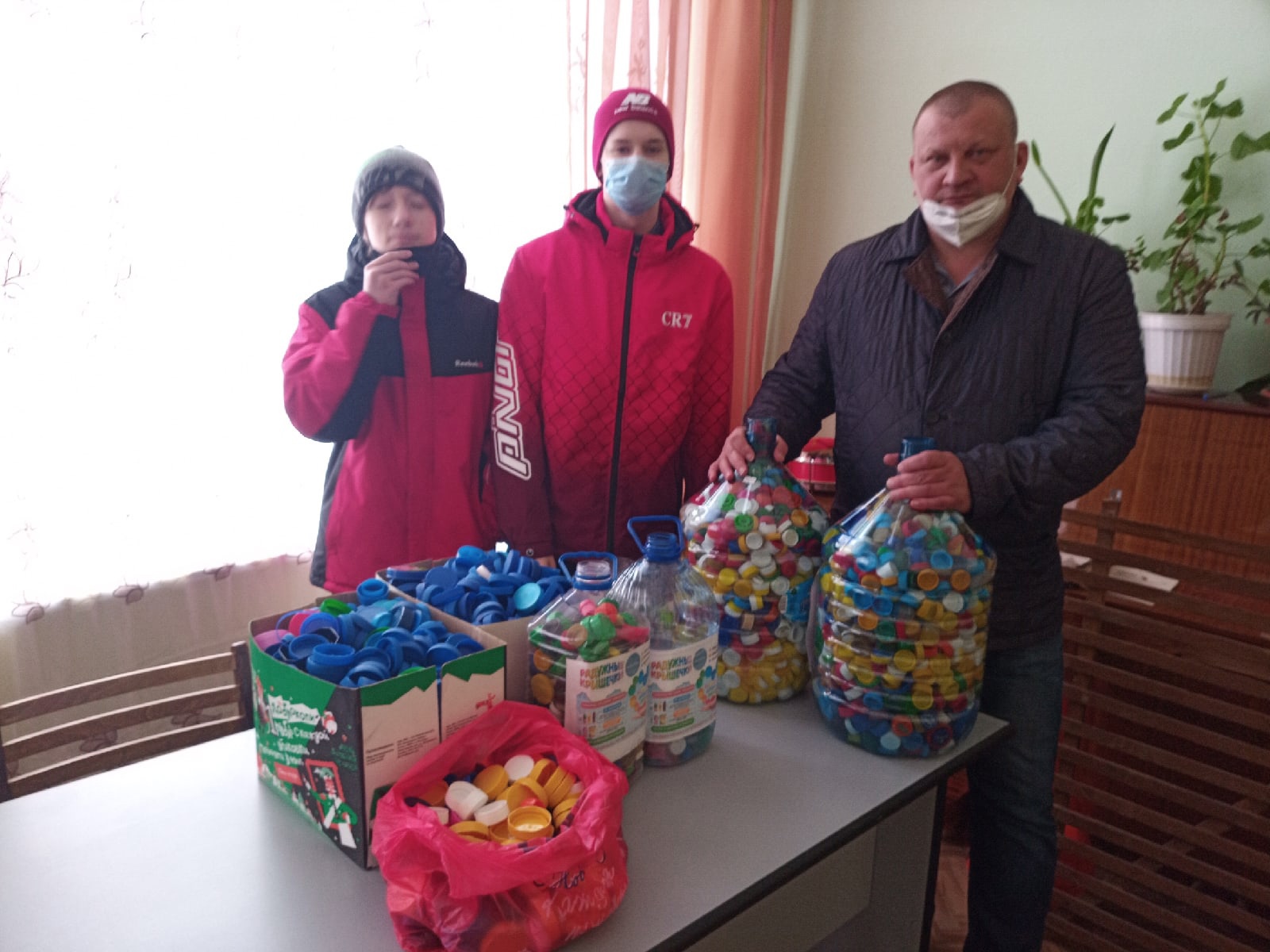 Продолжаем проводить экоуроки Продолжаем проводить экоуроки